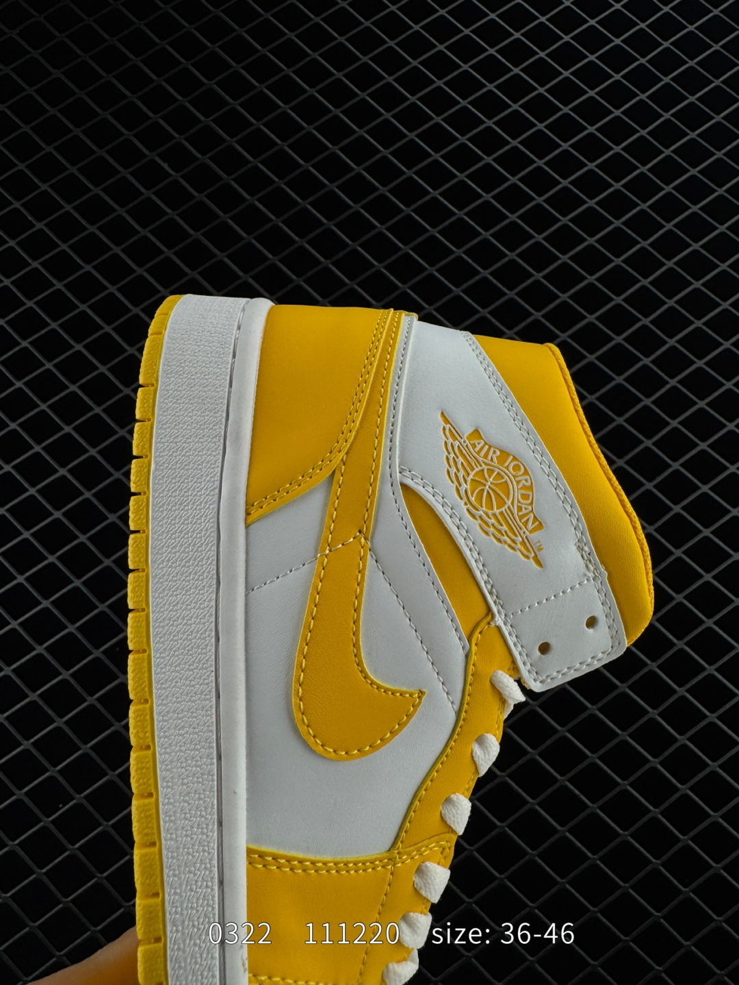 Air Jordan 1 Mid 